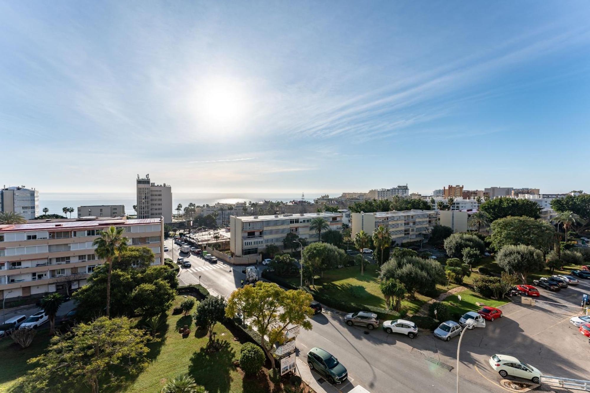Malagasuite Ocean Sunrise Torremolinos Exterior photo